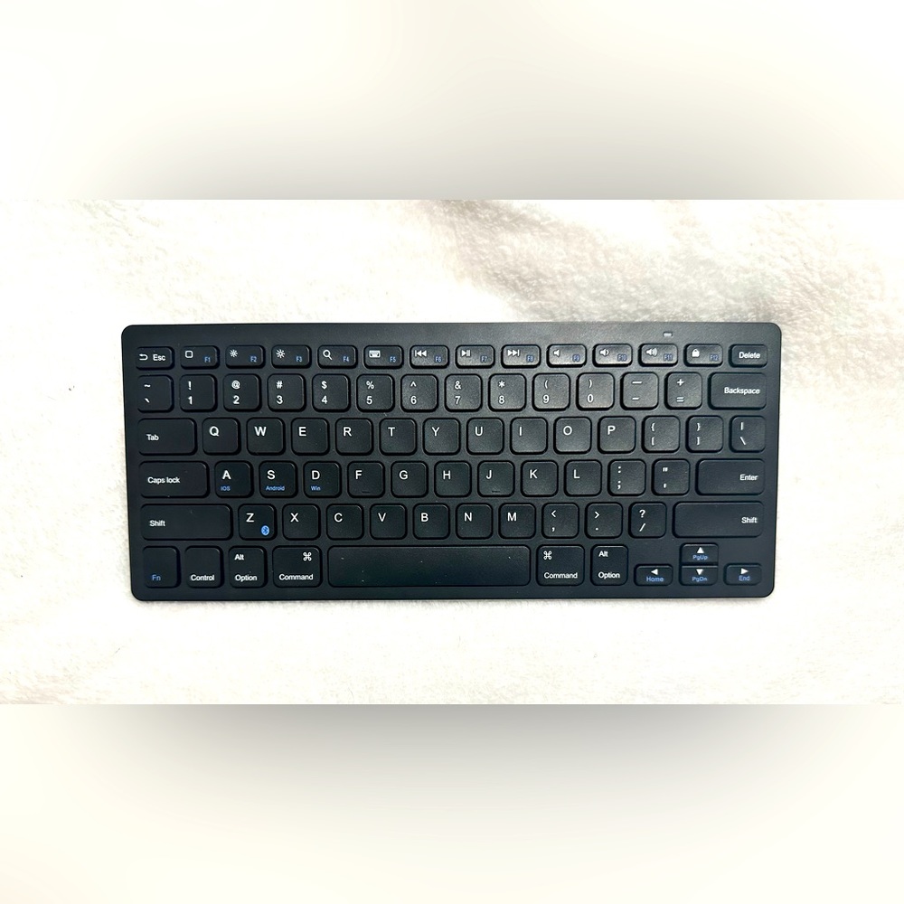Anker Bluetooth Keyboard; AAA Batteries; Used a couple of times; Like New